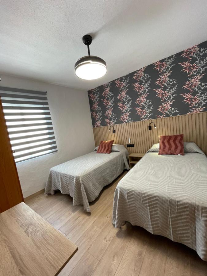Hostal Calderon De La Barca Zalamea de la Serena Exteriör bild